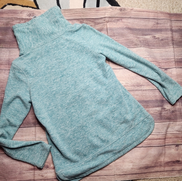 Ascend Women's Sweater in Light Blue - Picture 6 of 7